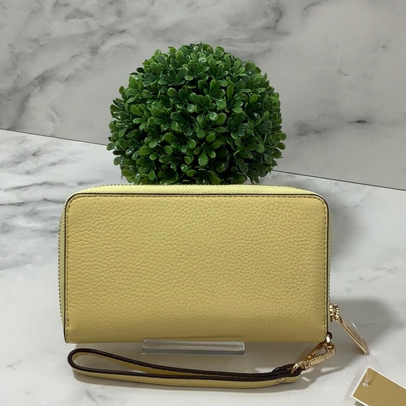 NWT Michael Kors Large Phone Case Wallet - Picture 2 of 4